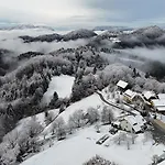 Alloggio per agriturismo Farm Solinc Laško